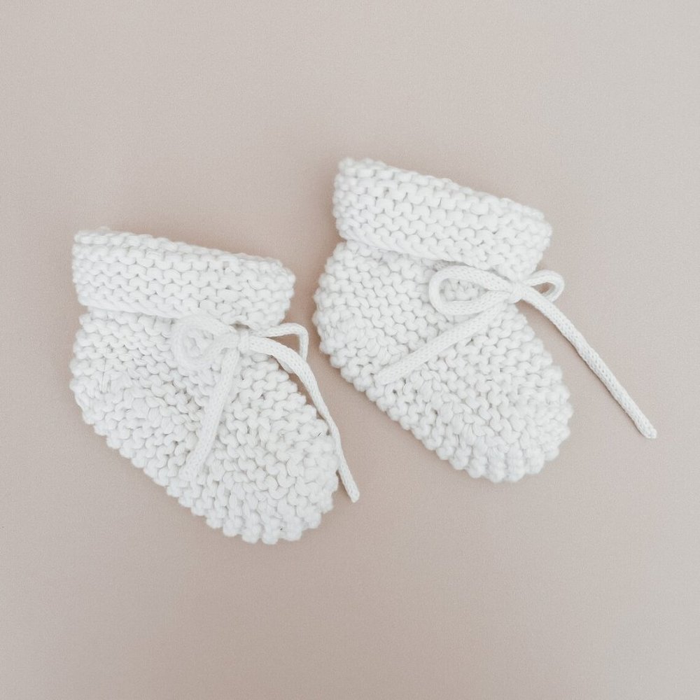 White Newborn Knitted Booties - Announcement Outfit